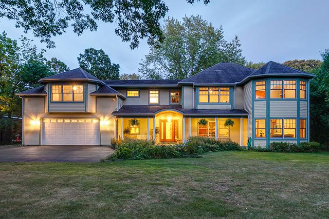 1451 Northwoods Rd., Deerfield, IL 60015