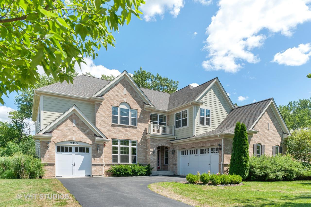 7310 Greenbridge Ln., Long Grove, IL 60060