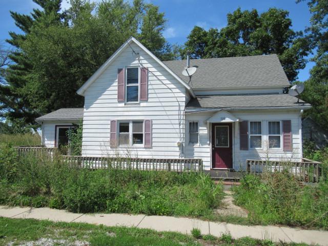 106 E Hancock St., Longview, IL 61852
