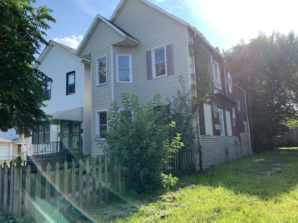 7536 S Maryland Ave., Chicago, IL 60619