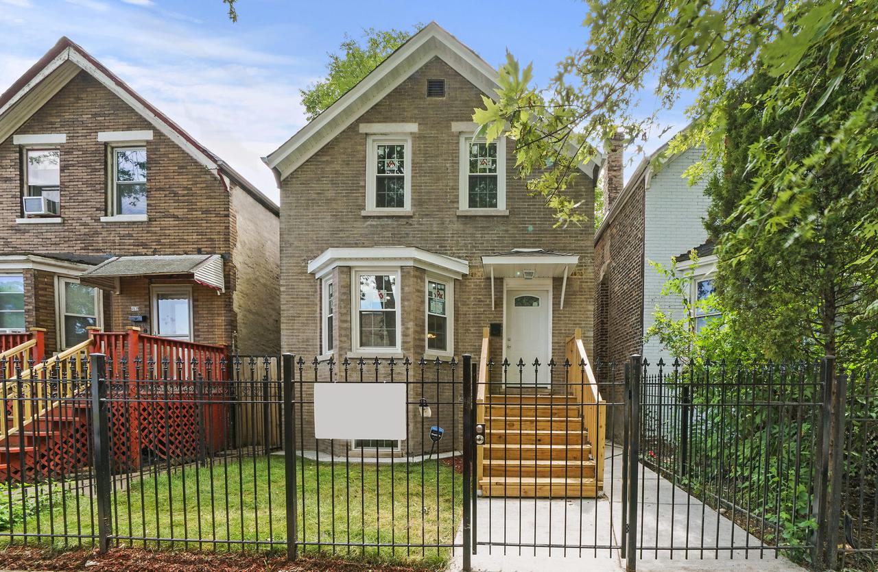 4641 W Fulton St., Chicago, IL 60644