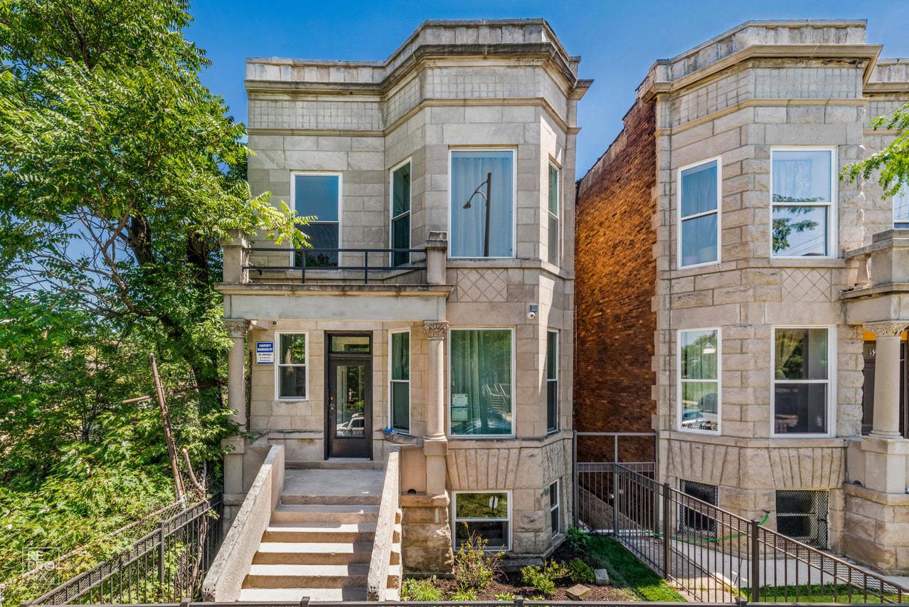 523 N Kedzie Ave., Chicago, IL 60612