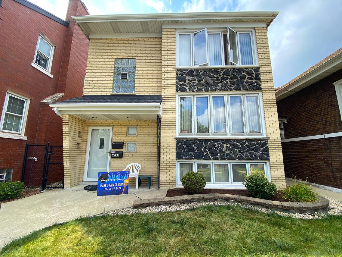 6226 S Parkside Ave., Chicago, IL 60638