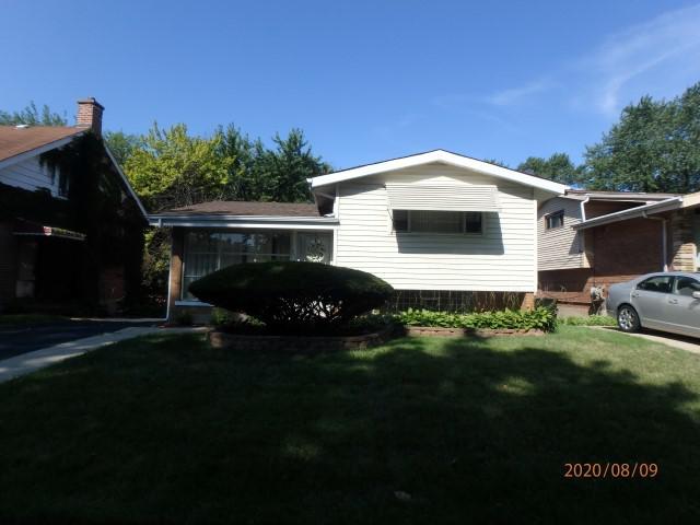 8424 S Dorchester Ave., Chicago, IL 60619
