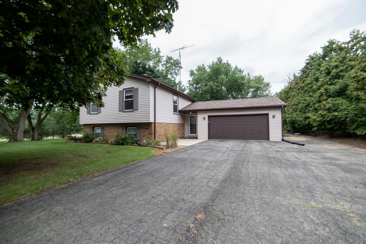 2567 Century Dr., Winnebago, IL 61088