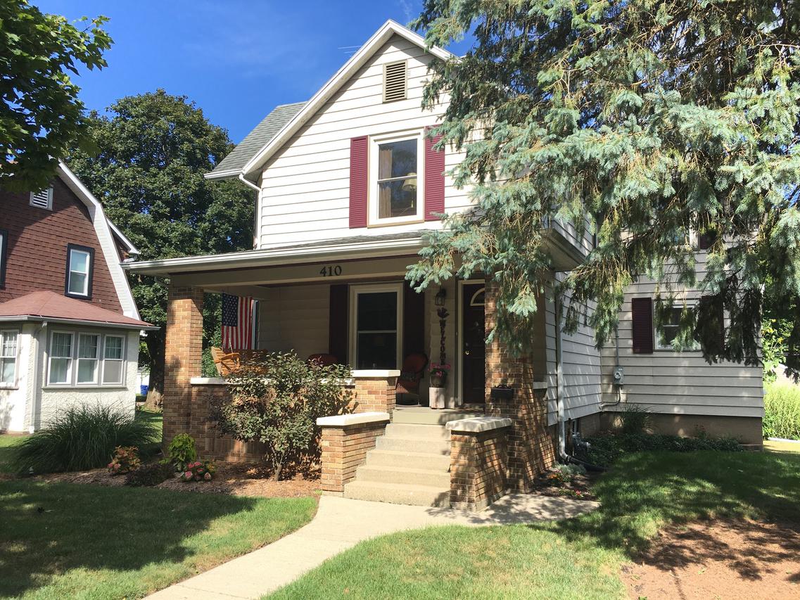 410 S 10th St., Dekalb, IL 60115