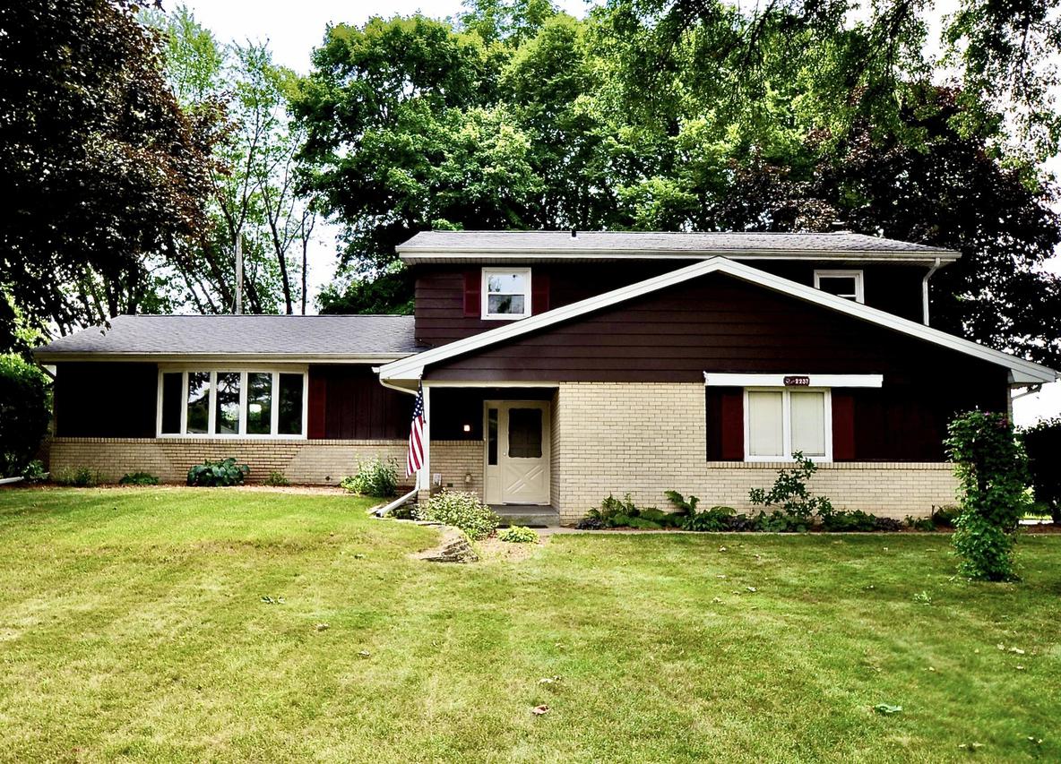 2237 Silverthorn Dr., Rockford, IL 61107