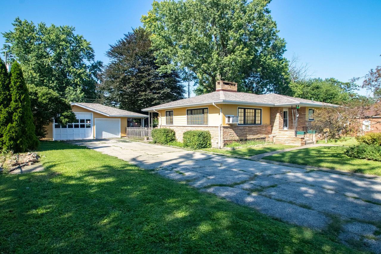 207 Pine St., Georgetown, IL 61846