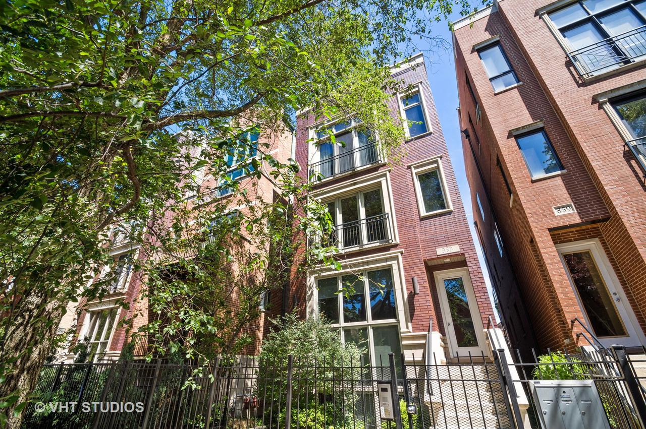 863 N Hermitage Ave. #2, Chicago, IL 60622