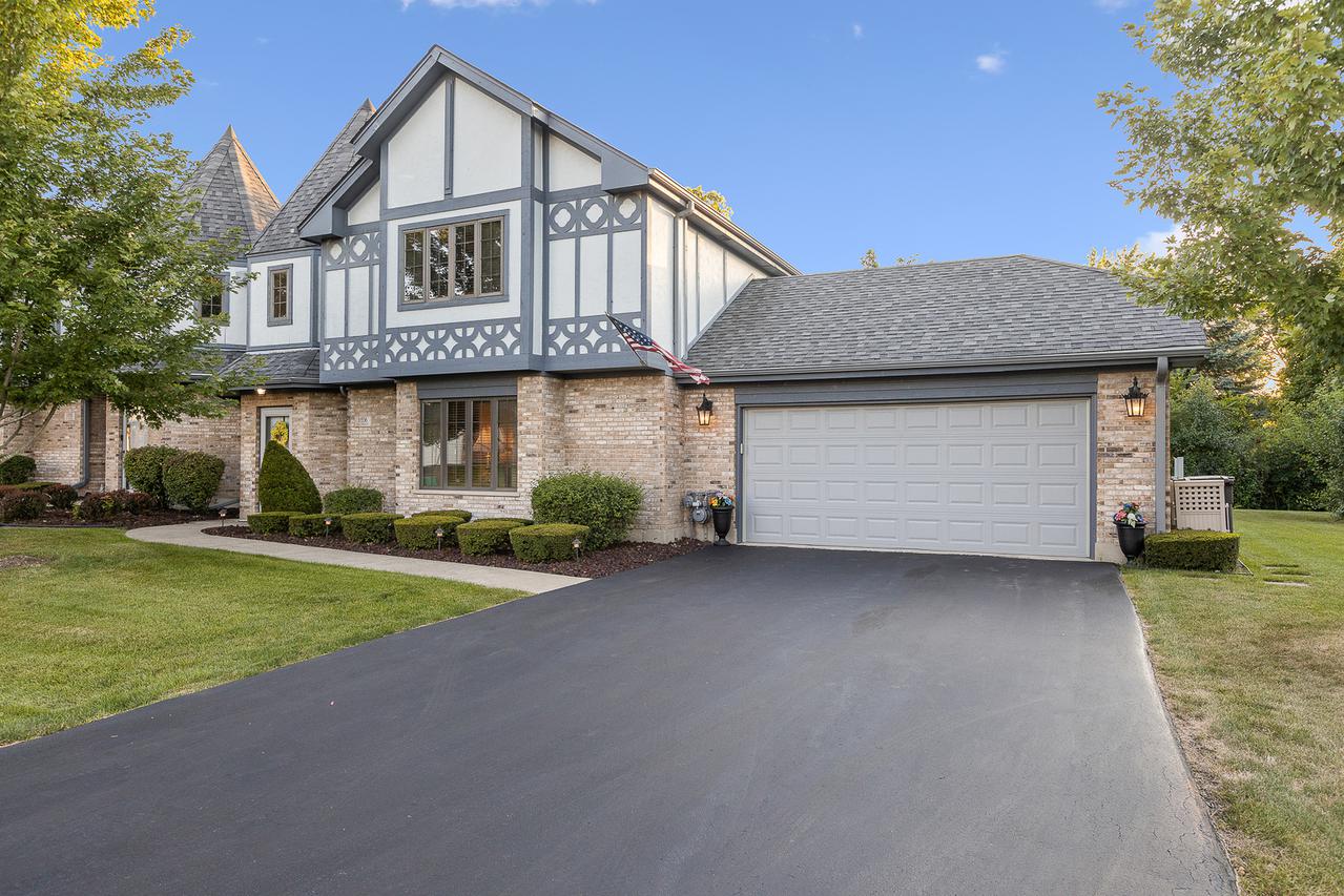 11556 S Old Prague Path, Palos Park, IL 60464
