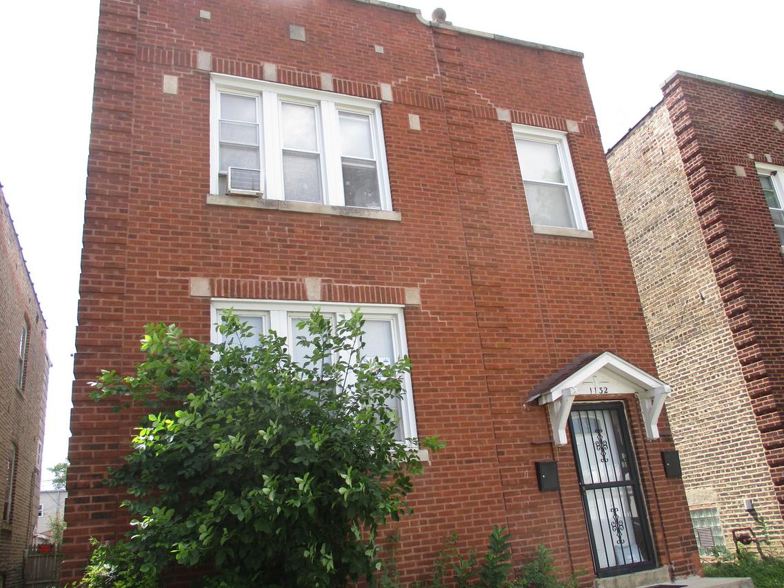 1132 S Menard Ave., Chicago, IL 60644