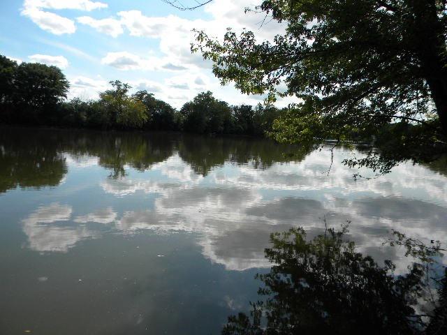 000 Edgemere Ter., Roscoe, IL 61073