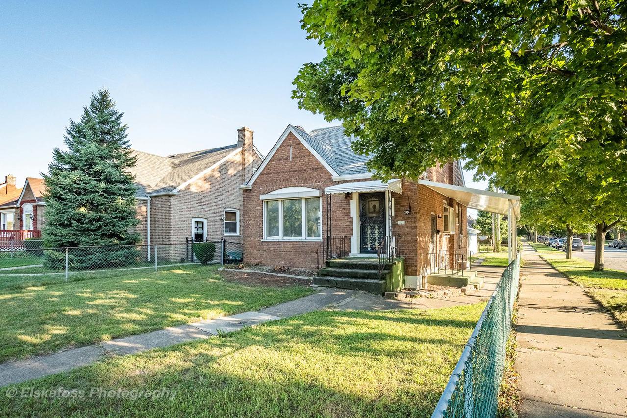 3924 E 112th St., Chicago, IL 60617