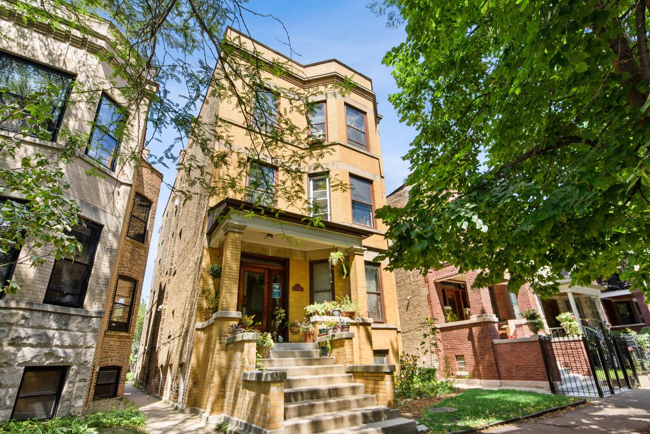2222 W Giddings Ave., Chicago, IL 60625