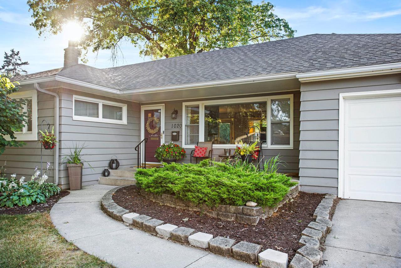 1020 Parkwood Ave., Rockford, IL 61107