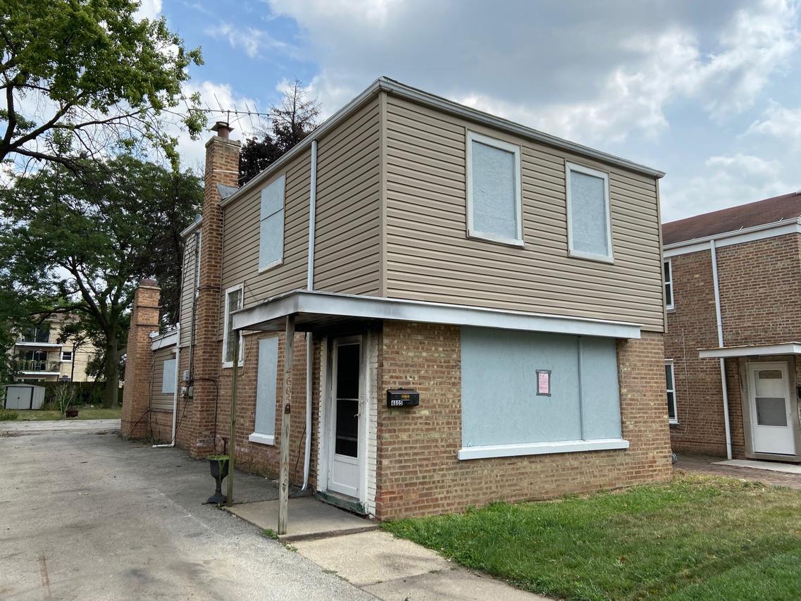 4605 Joliet Ave., Lyons, IL 60534