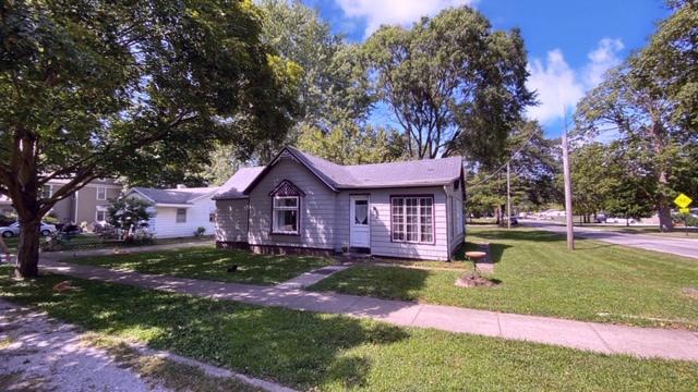408 E Lincoln St., St. Joseph, IL 61873