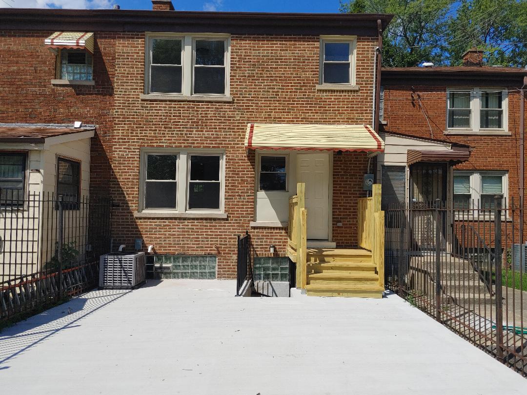 10311 S Church St., Chicago, IL 60643