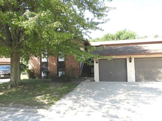19210 Pine Dr. #197, Country Club Hills, IL 60478