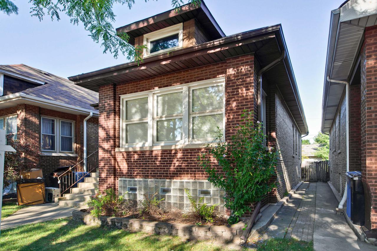 4527 N Knox Ave., Chicago, IL 60630