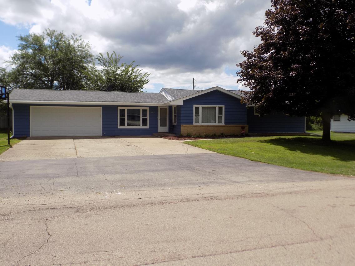1709 Juniper Ln., Machesney Park, IL 60115