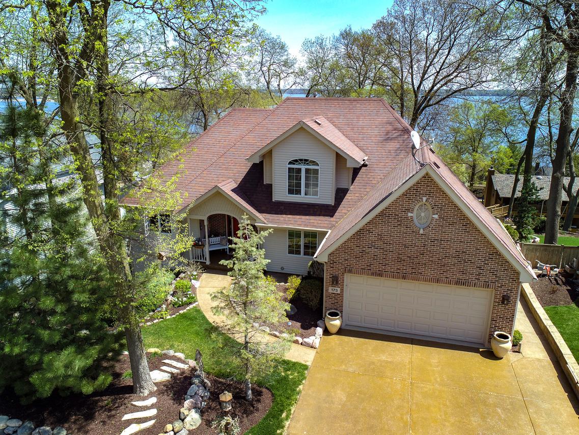 173 Forest Ave., Fox Lake, IL 60020