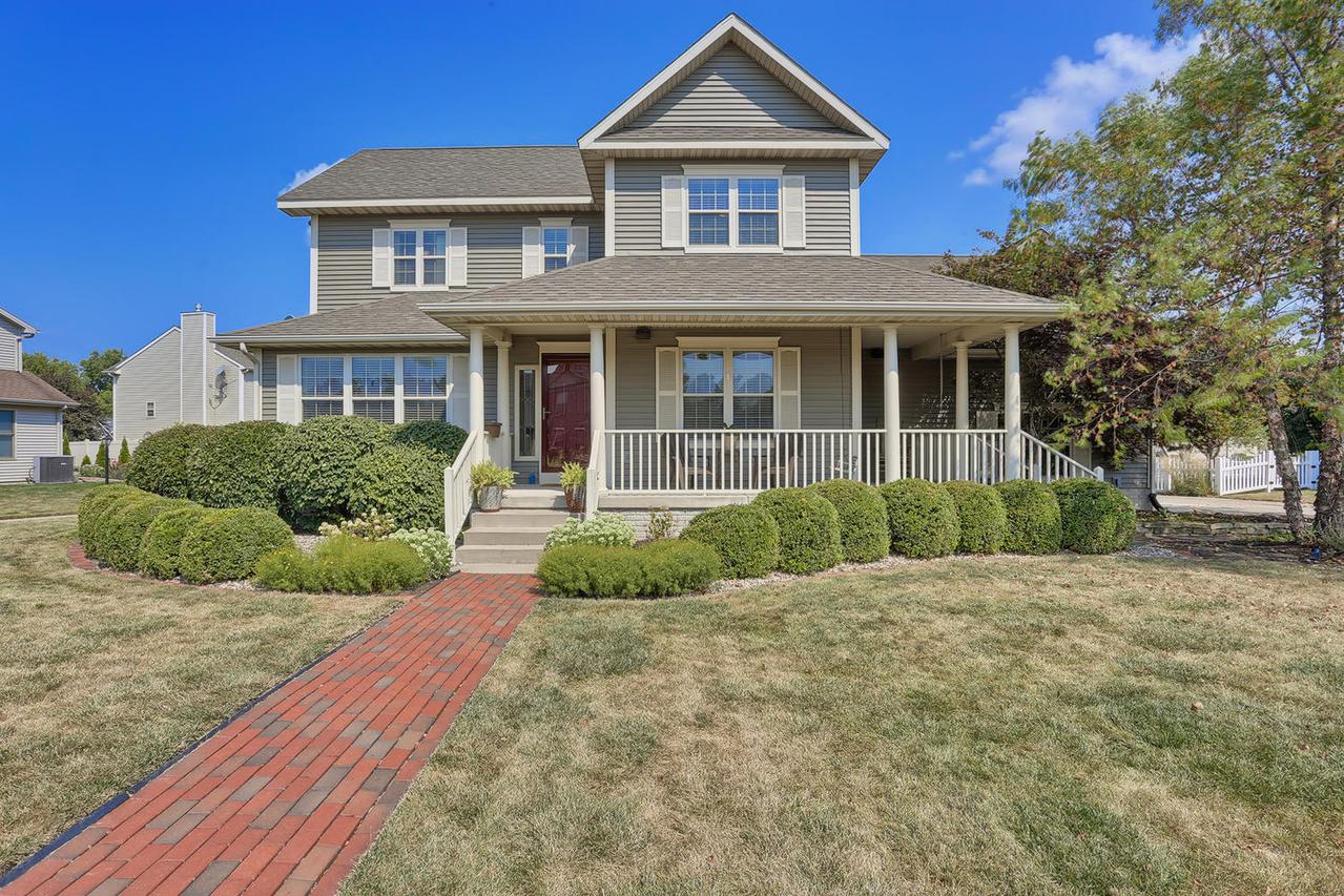 1202 Edwards St., Monticello, IL 61856