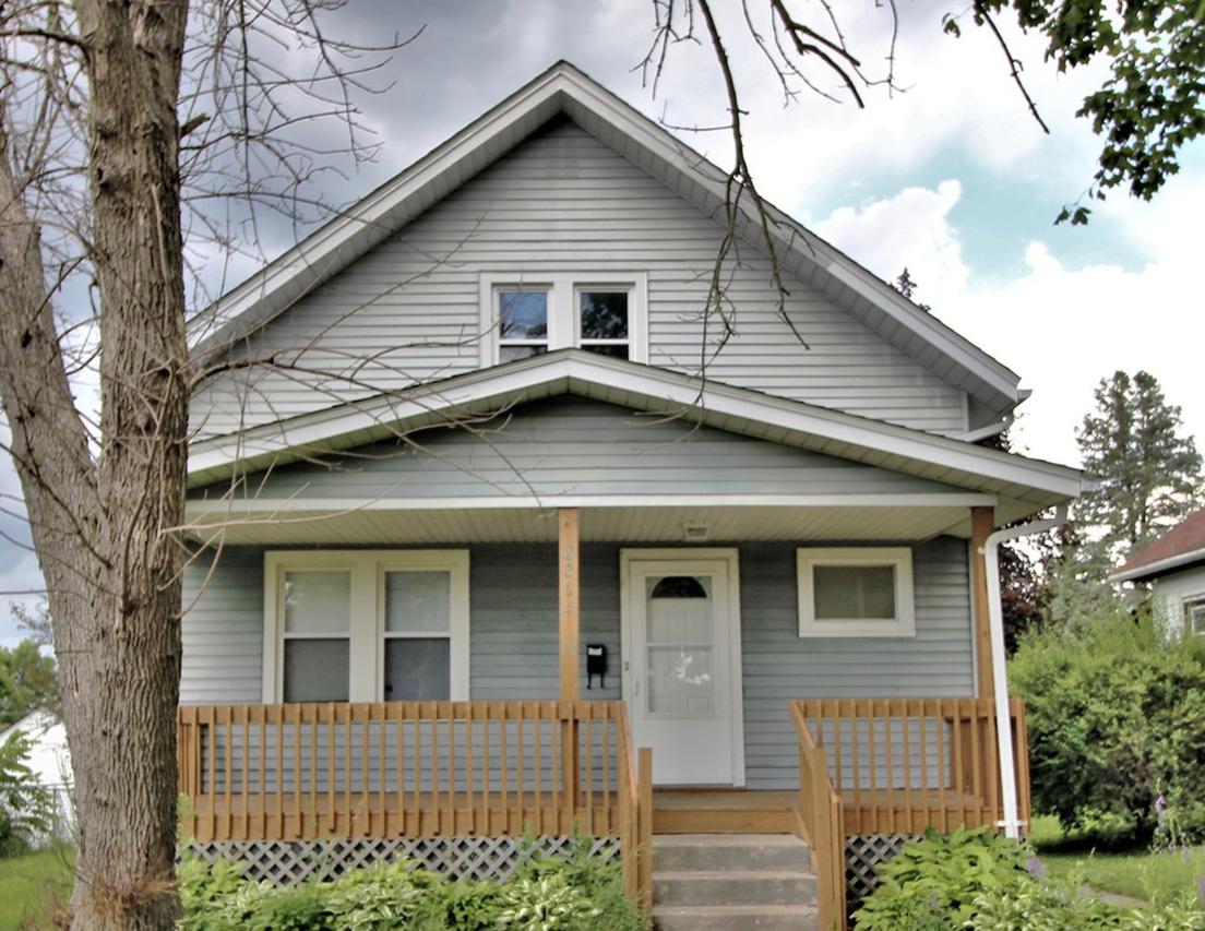 2214 12th Ave., Rockford, IL 61104