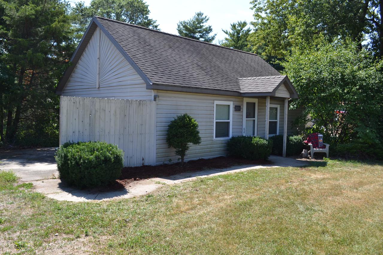 399 E Main St., Braidwood, IL 60408