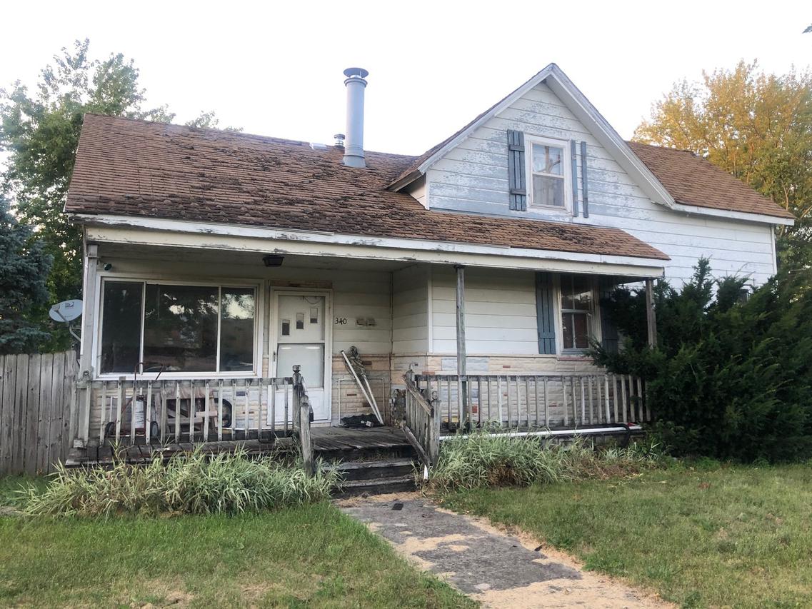 340 E Railroad Ave., Leland, IL 60531