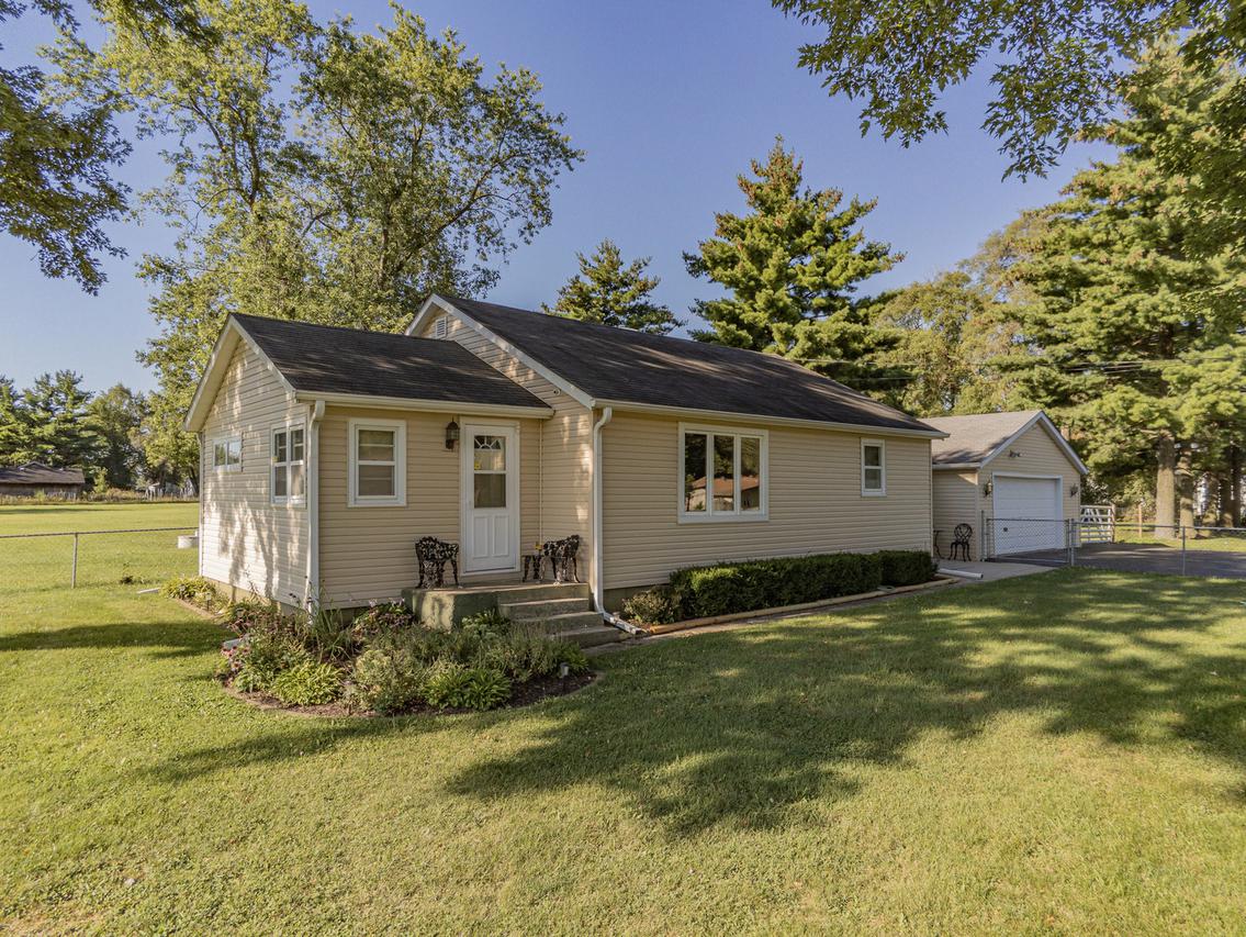 1025 Otto Rd., Machesney Park, IL 61115