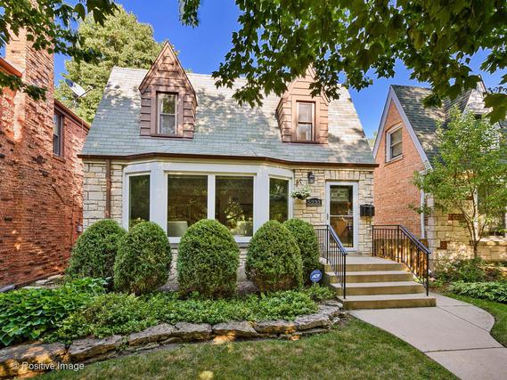 5233 N La Crosse Ave., Chicago, IL 60630
