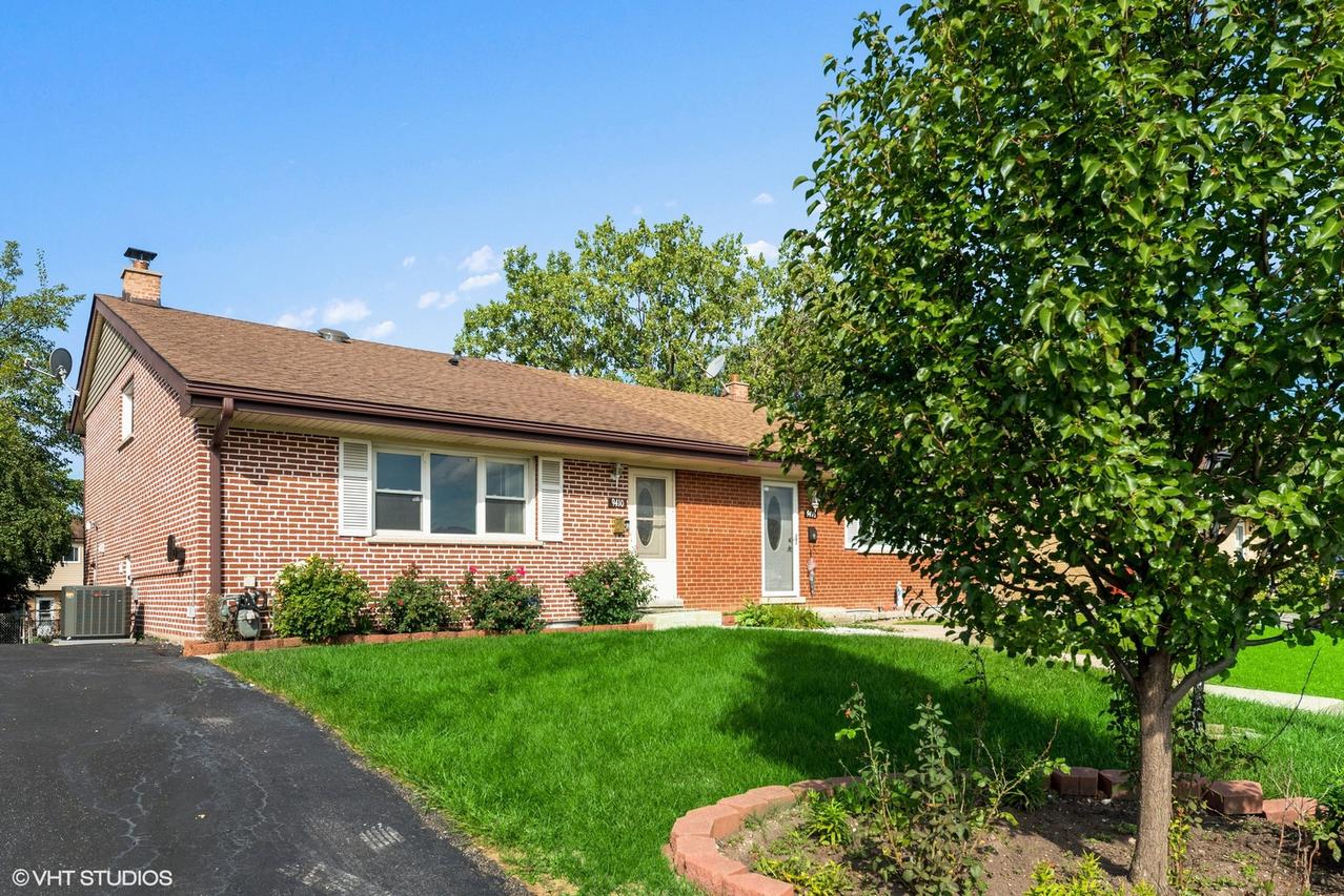 9410 N Oak Ave., Des Plaines, IL 60016