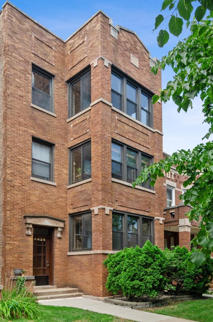 4426 N Maplewood Ave., Chicago, IL 60625