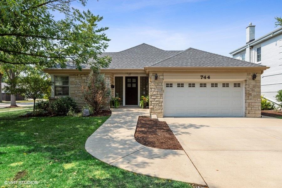 744 S Spring Ave., La Grange, IL 60525