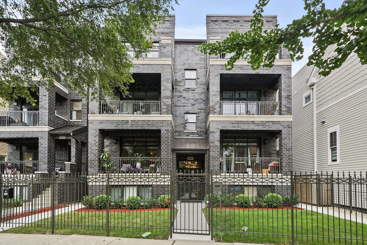 4114 S Vincennes Ave. #2S, Chicago, IL 60653