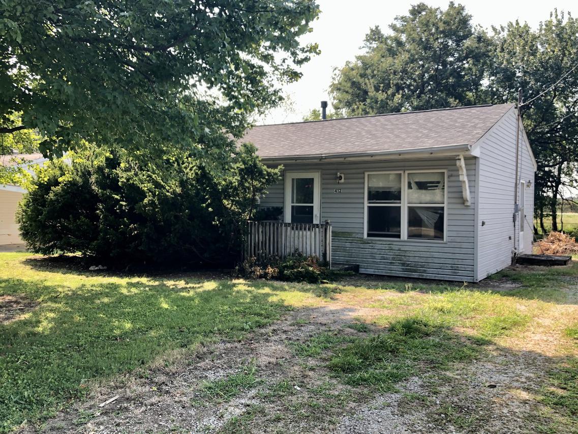 412 Sunset Dr., Leroy, IL 61752