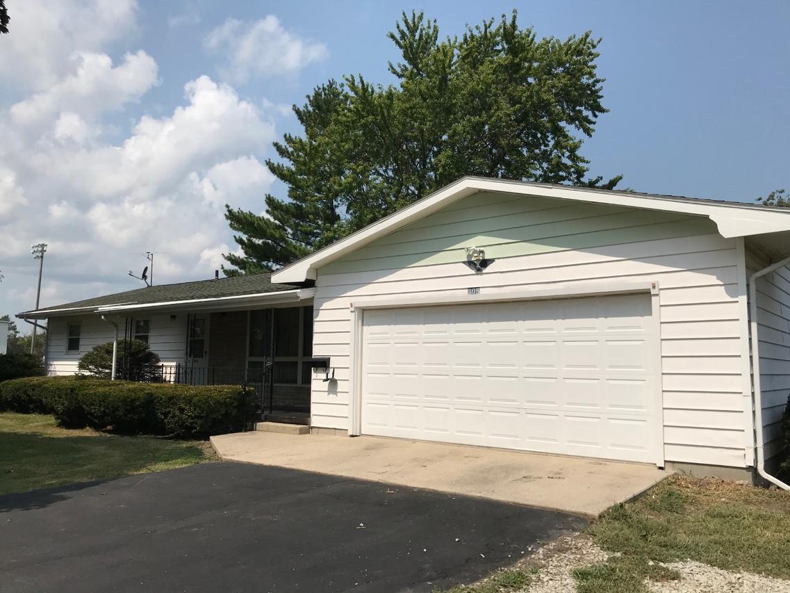 305 E Elm St., Piper City, IL 60959