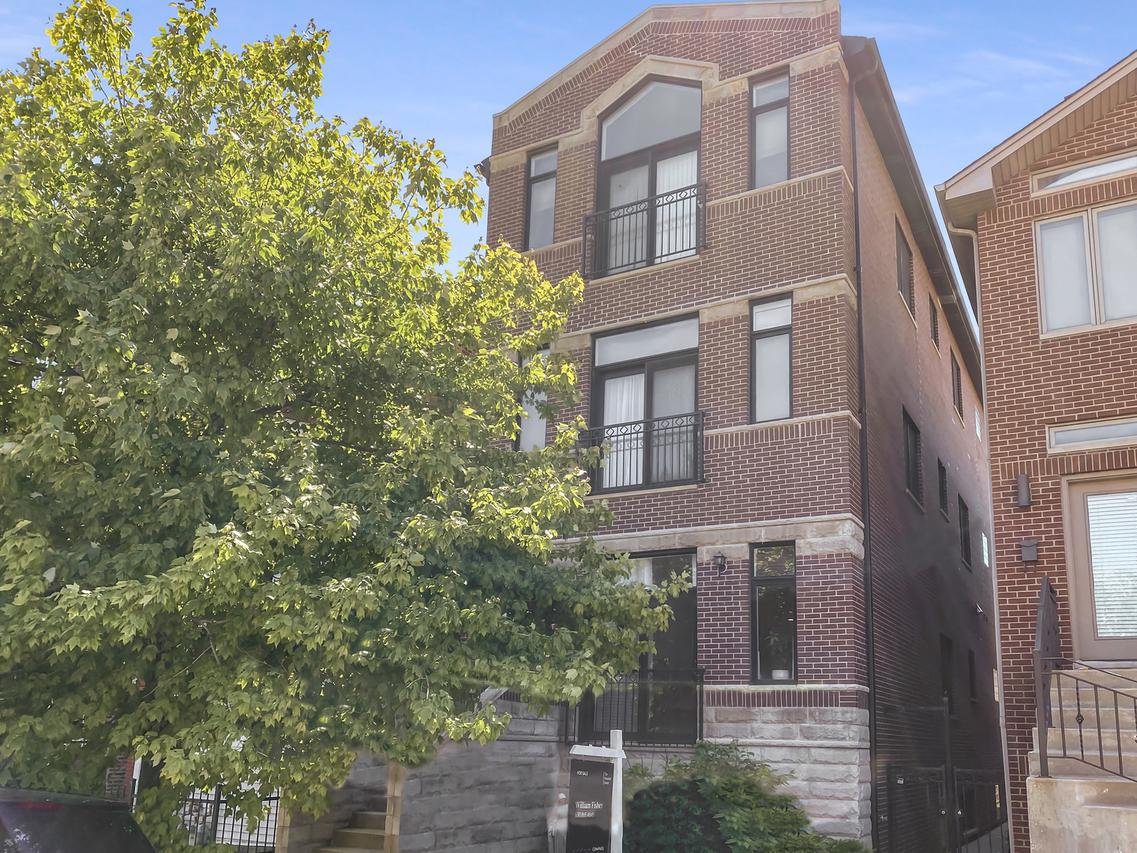 3106 S Wells St. #1, Chicago, IL 60616
