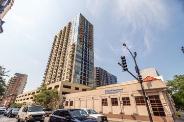 1212 N Lasalle St. #907, Chicago, IL 60610