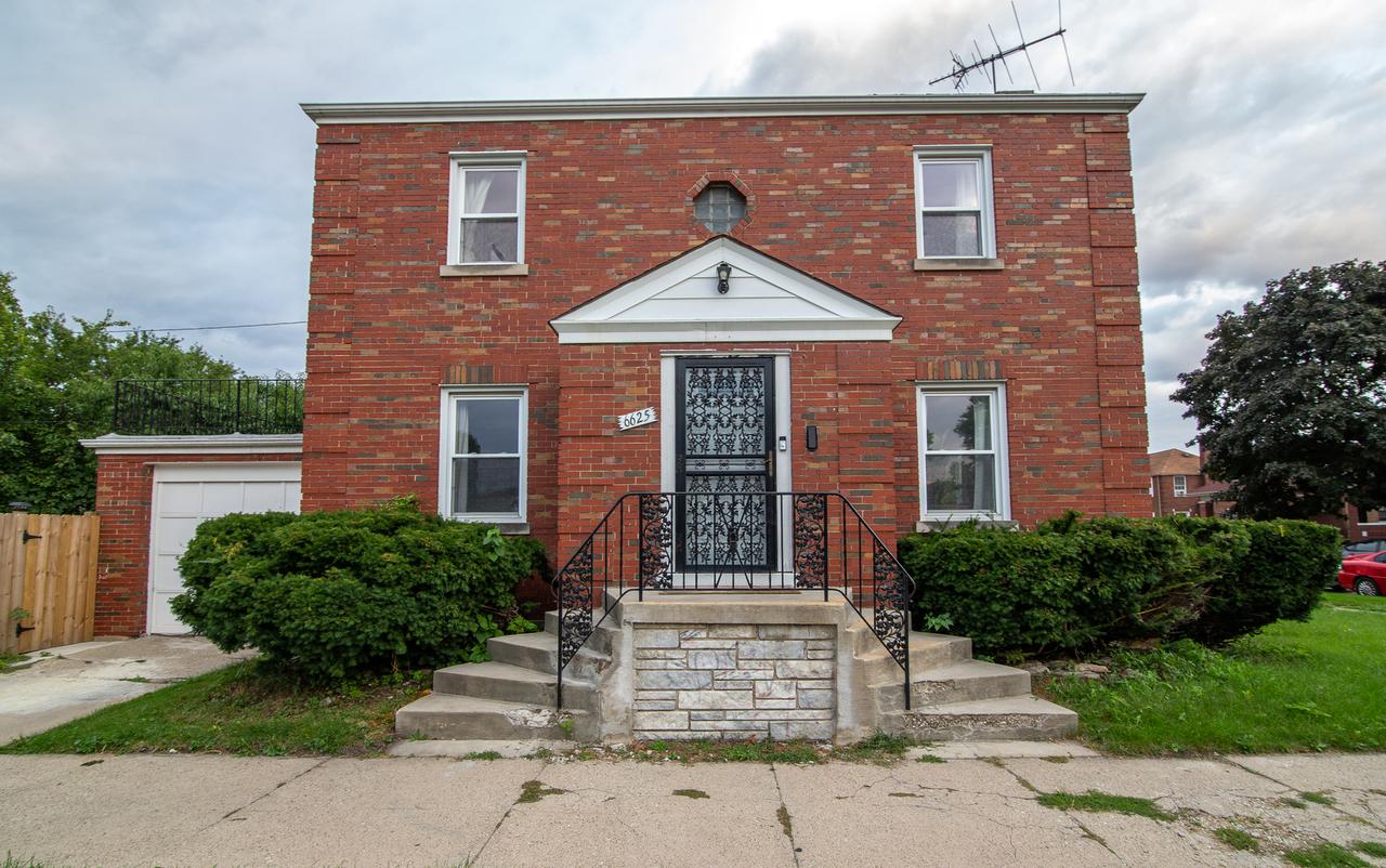 6625 S Spaulding Ave., Chicago, IL 60629