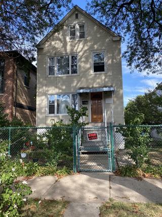 2519 N Luna Ave., Chicago, IL 60639