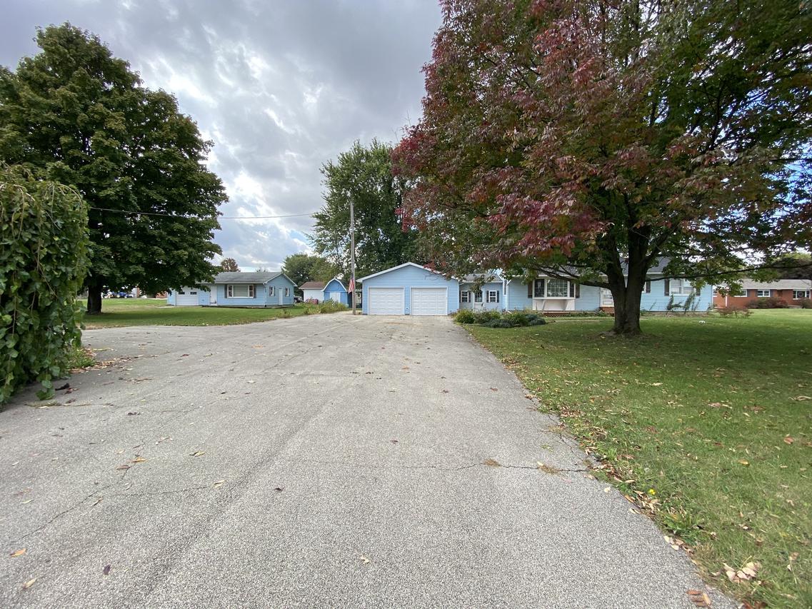1529 County Road 2200, St. Joseph, IL 61873
