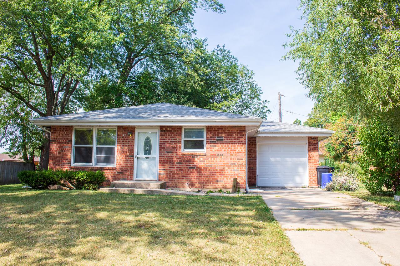 1721 Lynnwood St., Rockford, IL 61108