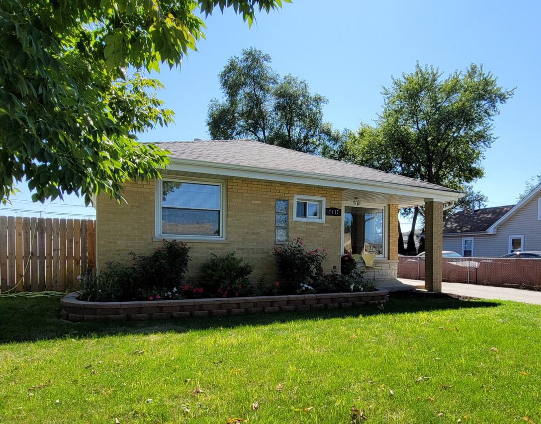 7137 W 72nd Pl., Nottingham Park, IL 60638