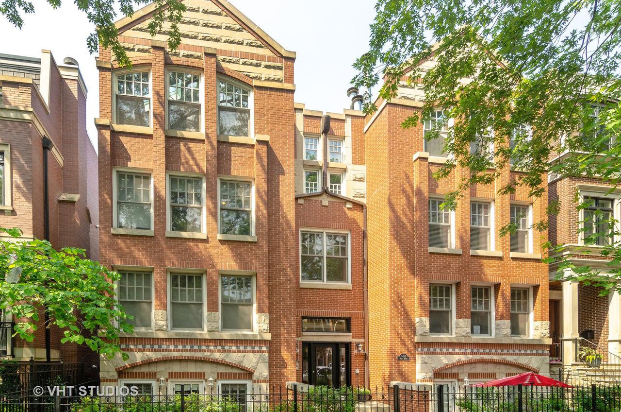 1414 W Byron St. #GE, Chicago, IL 60613