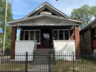 7915 S Ridgeland Ave., Chicago, IL 60617
