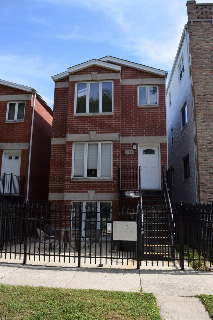 741 S Claremont Ave., Chicago, IL 60612