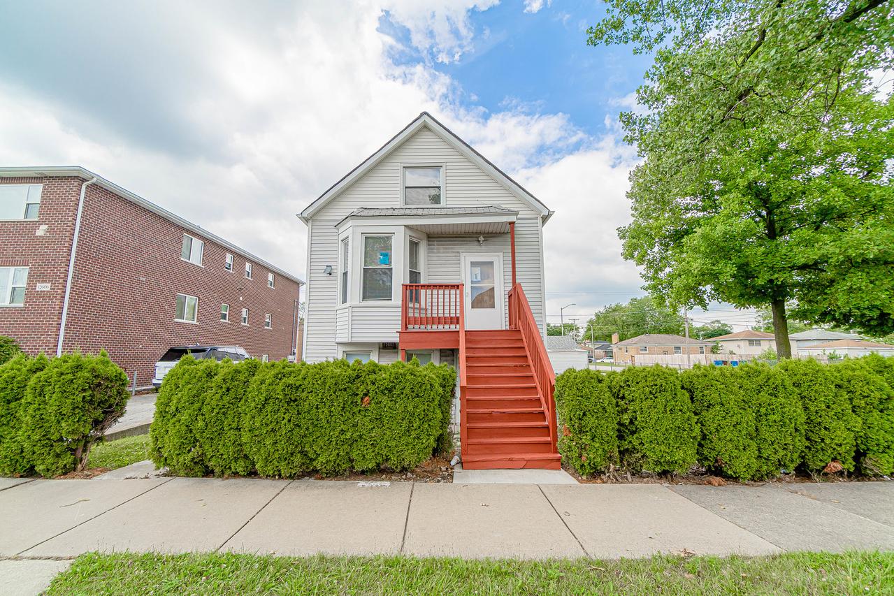 12602 S Honore St., Calumet Park, IL 60827