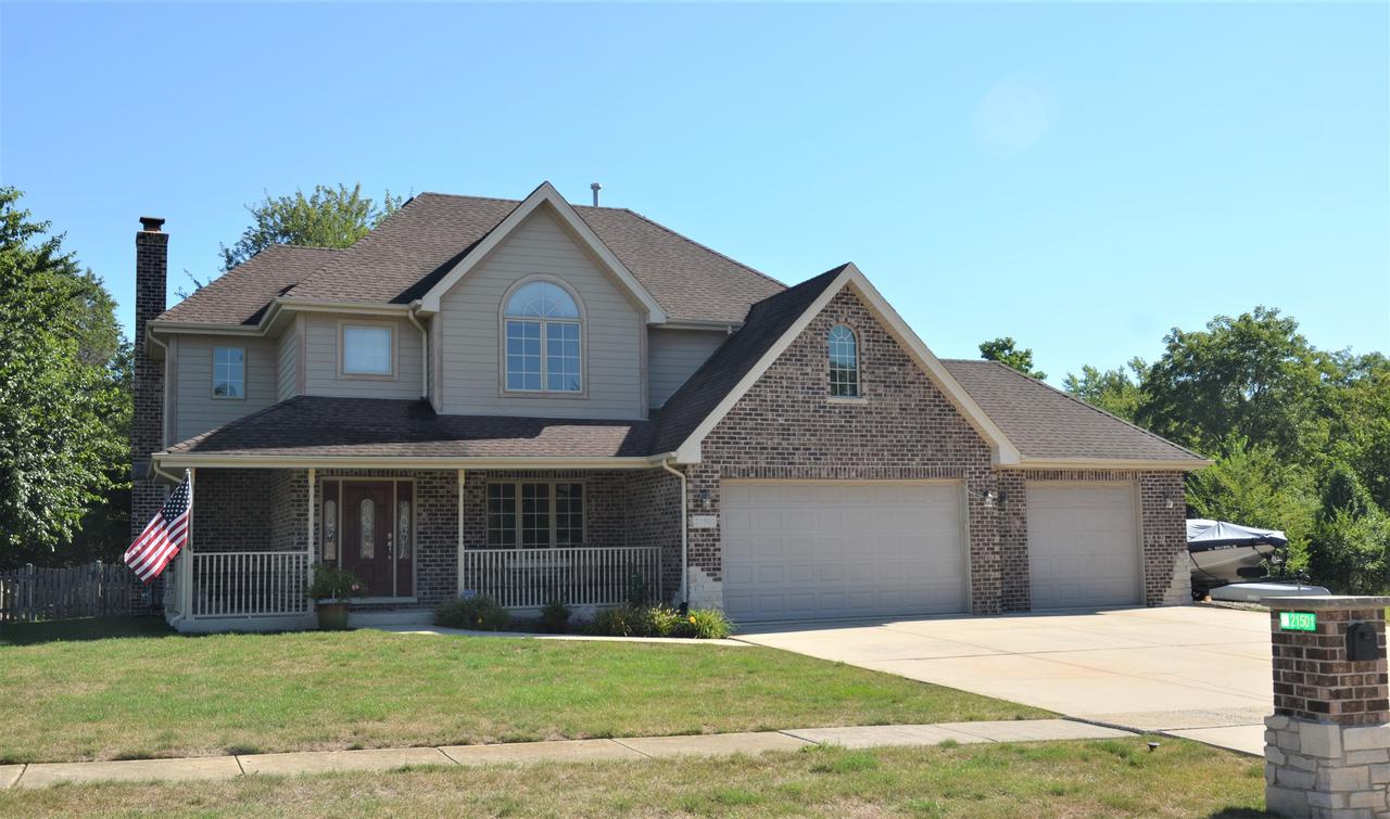 21501 S Wooded Cove Dr., Elwood, IL 60421